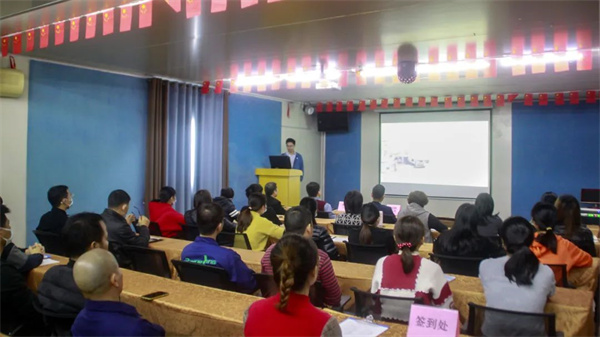 正睿咨詢(xún)集團(tuán)項(xiàng)目組老師作項(xiàng)目總結(jié)報(bào)告 正睿咨詢(xún)集團(tuán)項(xiàng)目組老師作項(xiàng)目總結(jié)報(bào)告