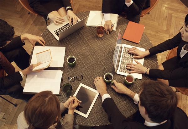 為什么企業(yè)要注意組織架構(gòu)的設(shè)置和職能職責(zé)的梳理？