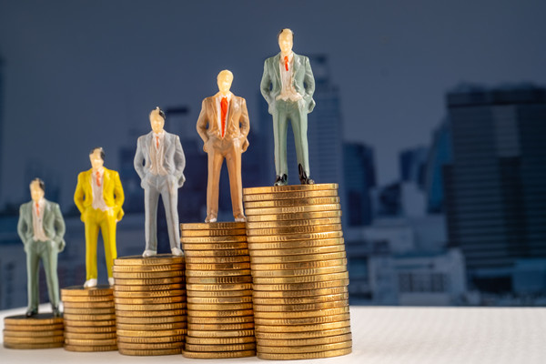 集團財務(wù)整合優(yōu)化：降低成本，提高資金使用效率