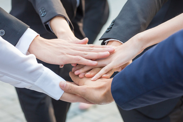 績(jī)效管理優(yōu)化：提升員工積極性，推動(dòng)企業(yè)高效發(fā)展