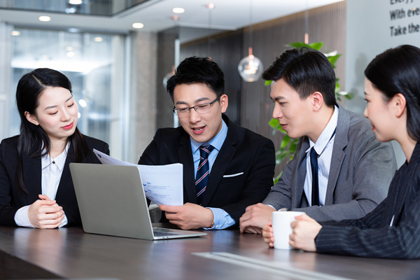 員工關(guān)系管理：減少沖突，提升員工滿意度