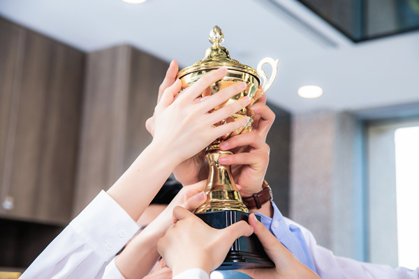 績效與薪酬掛鉤：激發(fā)員工動力，實現(xiàn)企業(yè)目標(biāo)