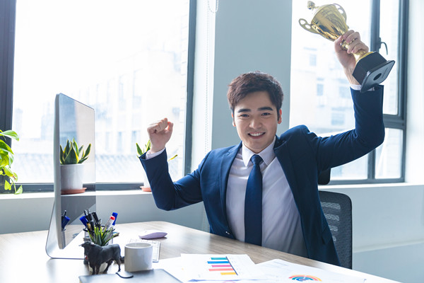 合理控制薪酬成本，提高企業(yè)利潤與員工福利水平