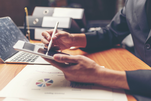 年度國際化戰(zhàn)略：全球視野，布局未來