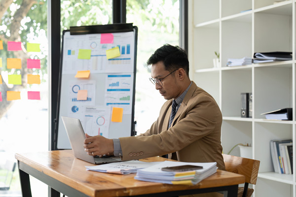 端到端供應(yīng)鏈：實(shí)現(xiàn)全程管控，提升整體效益