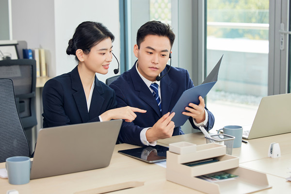 客戶服務：優(yōu)質(zhì)的服務可以增加客戶滿意度和忠誠度