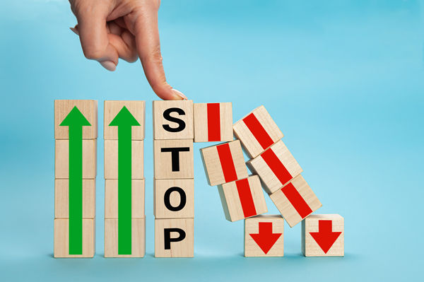 智能決策：利用數(shù)據(jù)驅(qū)動策略，提升企業(yè)管理效能