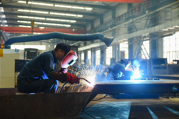 生產(chǎn)現(xiàn)場管理:提升生產(chǎn)現(xiàn)場效率與質(zhì)量 生產(chǎn)現(xiàn)場管理:提升生產(chǎn)現(xiàn)場效率與質(zhì)量