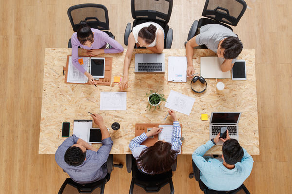 薪酬體系設(shè)計：根據(jù)企業(yè)戰(zhàn)略，設(shè)計科學(xué)體系