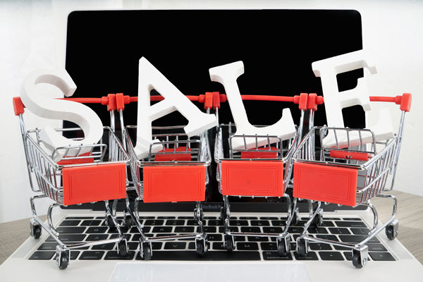 品牌戰(zhàn)略規(guī)劃：制定長(zhǎng)期發(fā)展規(guī)劃，確保品牌穩(wěn)健發(fā)展