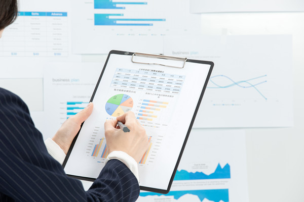 目標(biāo)設(shè)定與追蹤：明確目標(biāo)，確保績效達(dá)成