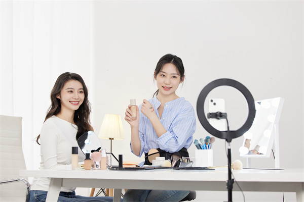 品牌數(shù)字化：借助數(shù)字技術(shù)，創(chuàng)新品牌營銷模式