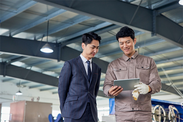 制造業(yè)管理新策略，引領(lǐng)企業(yè)高效運(yùn)營(yíng)，提升競(jìng)爭(zhēng)力