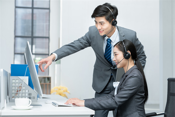 質(zhì)量導(dǎo)向的績效管理：關(guān)注質(zhì)量，提升產(chǎn)品和服務(wù)水平