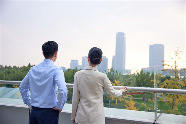 福利政策規(guī)劃：提供福利保障，增強(qiáng)員工忠誠度