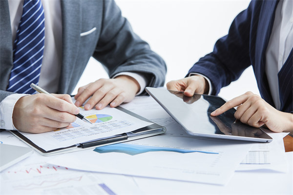 關(guān)鍵績效指標(biāo)（KPI）：明確目標(biāo)，跟蹤進(jìn)展