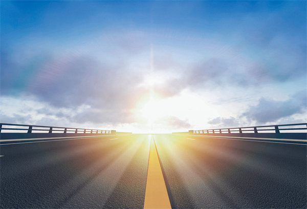 深度戰(zhàn)略咨詢，引領(lǐng)企業(yè)轉(zhuǎn)型，共創(chuàng)美好未來(lái)