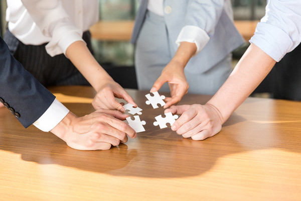 企業(yè)管理精細(xì)化運(yùn)營(yíng)，提升競(jìng)爭(zhēng)力，實(shí)現(xiàn)行業(yè)領(lǐng)先