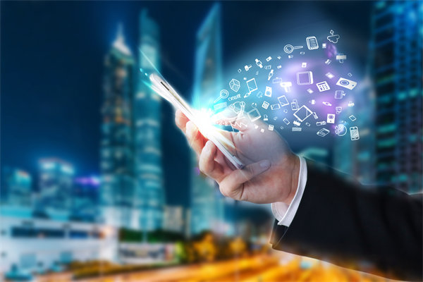 加強(qiáng)集團(tuán)管控信息化建設(shè)，提升決策支持與數(shù)據(jù)分析能力