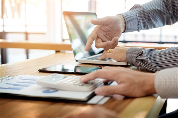 協(xié)同內(nèi)外力量，執(zhí)行經(jīng)營計(jì)劃，共創(chuàng)企業(yè)美好明天