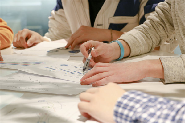 強化企業(yè)管理培訓，提升員工素質，打造高效團隊