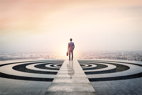 智能制造時代，企業(yè)如何培養(yǎng)跨界融合的復合型人才？