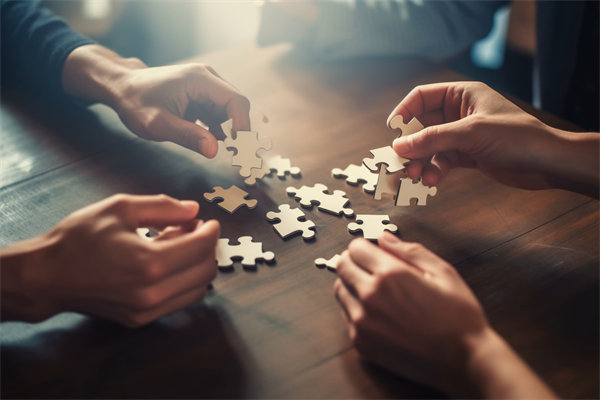 跨國集團如何平衡本地化與全球化管控？