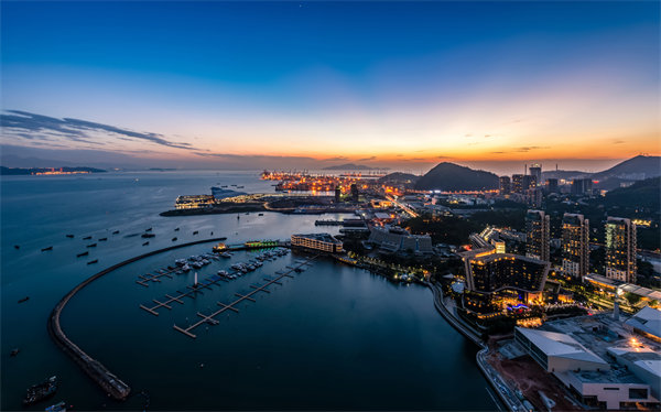 深圳管理咨詢精準(zhǔn)定位企業(yè)痛點(diǎn)，實(shí)現(xiàn)高效轉(zhuǎn)型！