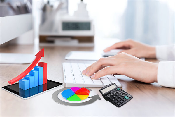 行業(yè)變革下，薪酬調(diào)整策略如何緊跟市場步伐？