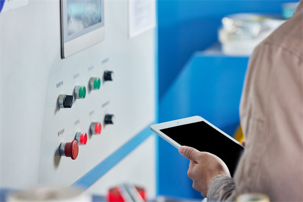 面對多品種小批量生產(chǎn)，精益生產(chǎn)如何靈活應(yīng)對挑戰(zhàn)？