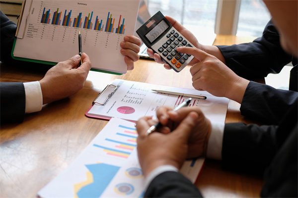 企業(yè)薪酬預算有限，如何合理分配以實現(xiàn)最大效益？