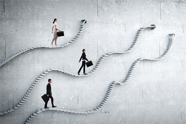 如何平衡員工個(gè)人績(jī)效與企業(yè)整體目標(biāo)，實(shí)現(xiàn)雙贏？