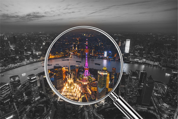 集團(tuán)管控在全球化運(yùn)營中，如何克服地域差異？