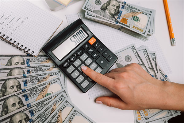 胖東來(lái)珠寶員工年薪從未低于20萬(wàn)，對(duì)企業(yè)人資的啟發(fā)