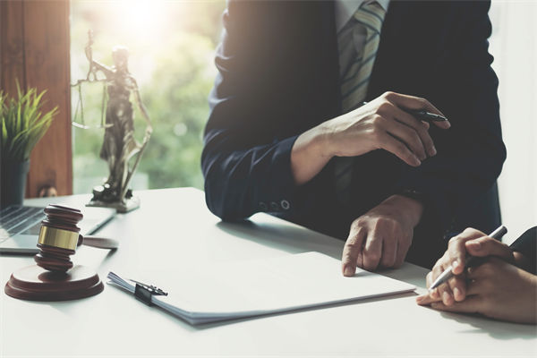 勞動(dòng)關(guān)系管理中，如何避免糾紛，構(gòu)建和諧環(huán)境？