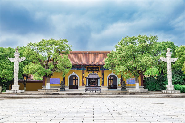 南昌年度經(jīng)營(yíng)計(jì)劃咨詢(xún)公司如何為企業(yè)定制全年發(fā)展藍(lán)圖？