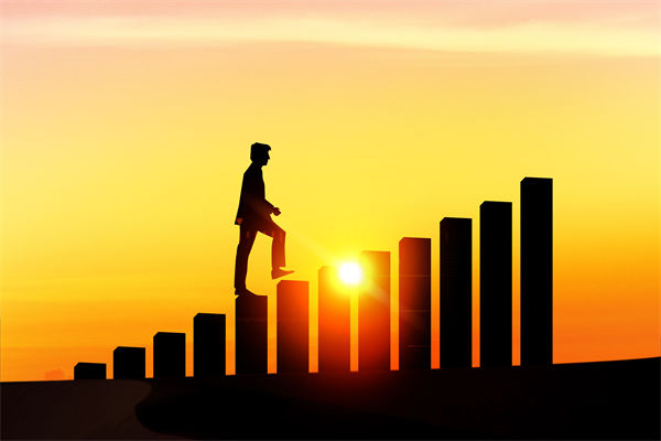 如何通過人力資源管理提升企業(yè)核心競爭力？