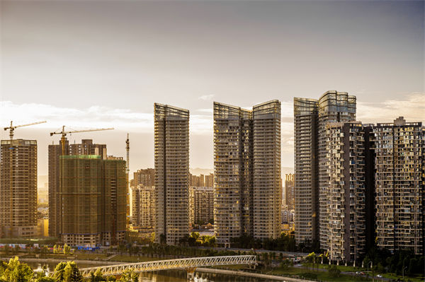 北上廣深樓市集體回暖，對(duì)制造型企業(yè)有何啟示？