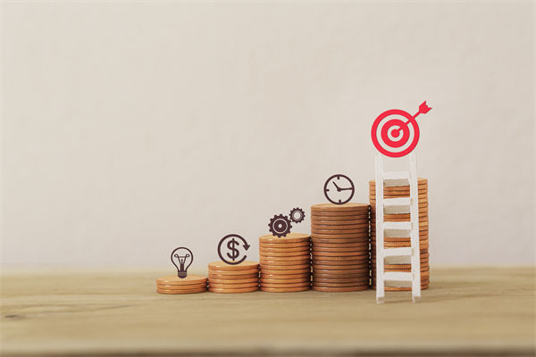 如何制定公平合理的薪酬體系來吸引和留住人才？