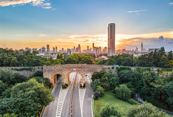 南京集團管控咨詢公司如何優(yōu)化集團管理架構(gòu)？