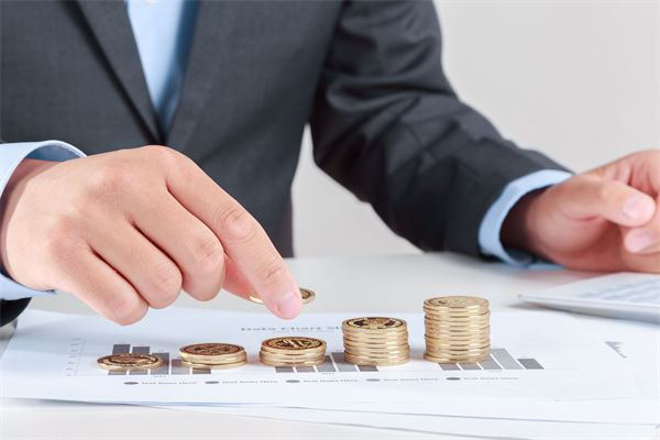 劉強(qiáng)東自購(gòu)8萬(wàn)盒巧克力贈(zèng)員工，對(duì)薪酬管理的啟示