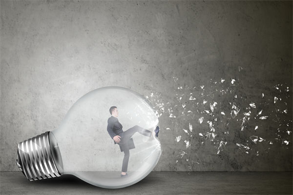 營銷團(tuán)隊(duì)如何培養(yǎng)創(chuàng)新思維，應(yīng)對(duì)市場(chǎng)變化？