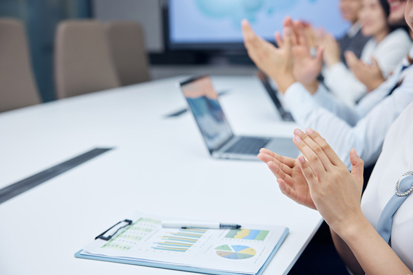 企業(yè)的會(huì)議管理制度不完善，如同虛設(shè)怎么辦？