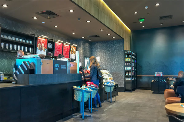 福利政策在薪酬體系中的作用及其優(yōu)化策略是什么？