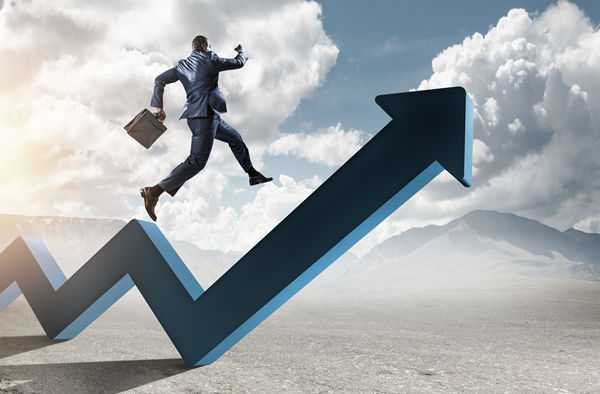 流量見(jiàn)頂、競(jìng)爭(zhēng)加劇，品牌營(yíng)銷管理如何開(kāi)辟新增長(zhǎng)曲線？