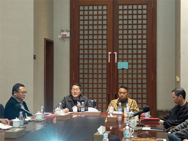 奧美森董事長龍曉斌先生致辭 奧美森董事長龍曉斌先生致辭