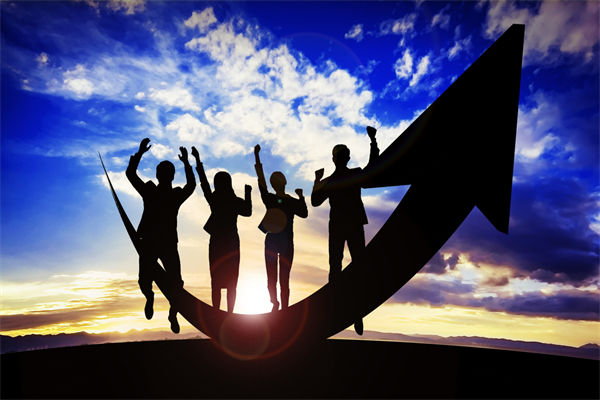 組織架構(gòu)混亂，效率極低，怎么規(guī)劃才能讓企業(yè)重?zé)ㄉ鷻C(jī)？