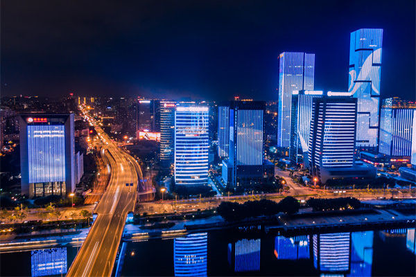 企業(yè)如何借助福州咨詢公司優(yōu)化薪酬結(jié)構(gòu)以激發(fā)員工動(dòng)力？