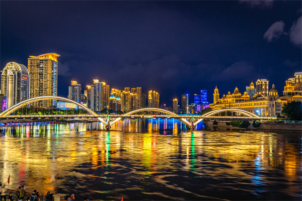 企業(yè)如何借助福州咨詢公司提升員工績效與團(tuán)隊(duì)效能？