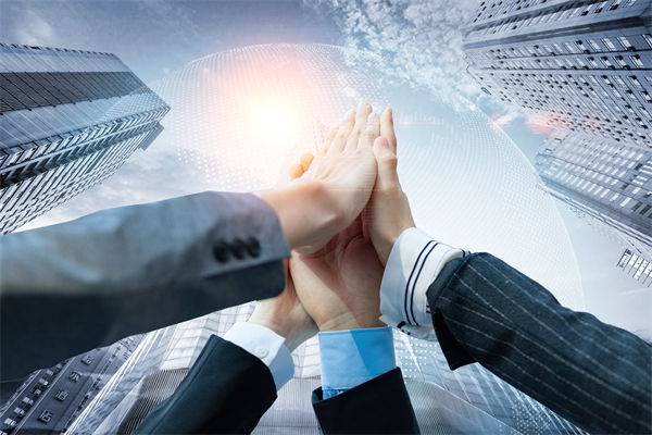 內(nèi)耗嚴(yán)重、效率低下，管理咨詢?nèi)绾沃厮芷髽I(yè)協(xié)作生態(tài)？